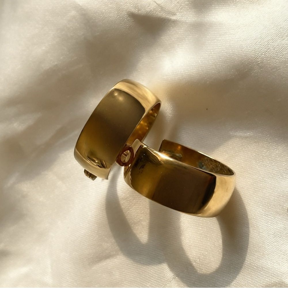 Monet | Vintage Gold Hoop Earrings